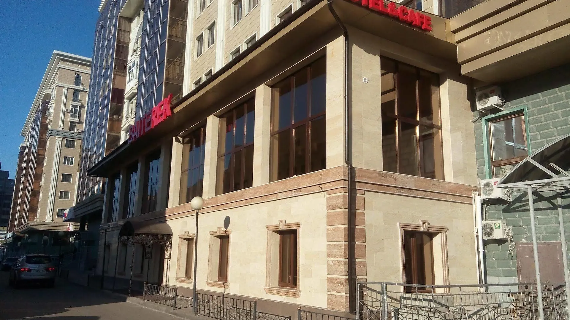 Bayterek Hotel Αστάνα